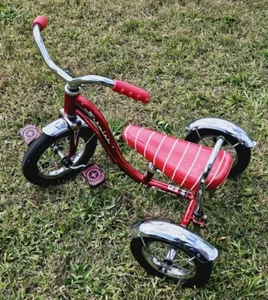 Schwinn Deluxe Lil Sting Ray Tricycle Toddler/Kids-Ages 2-4- Classic Red EUC - Picture 1 of 15