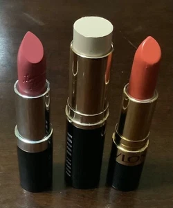 Bobbi Brown Foundation Stick, Revlon & Laura Geller Lippenstifte Rose Berry, Koralle - Bild 1 von 2