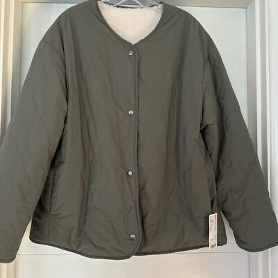 NUEVO CON ETIQUETAS Chaqueta Uniqlo Para Mujer Acolchada Forrada Chaqueta Reversible Loren Verde-L Foto 1 de 4
