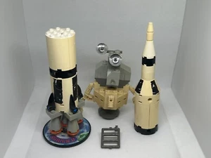 LEGO Discovery: Saturn V Moon Mission (7468) Incomplete Set Missing Pieces - Picture 1 of 4