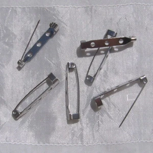 LOT 6 SUPPORTS BROCHES ACIER INOX FIMO 32MMx6MM 3 TROUS CRÉATIONS BIJOUX - IN44 - Picture 1 of 2