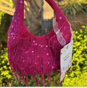 Hot Pink Fringe Small Beaded Bag Made in India Handcrafted Tiktok Viral - Picture 1 of 1