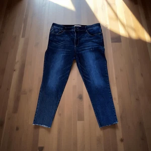 Plus Size Medium Wash Wit & Wisdom Ankle Jeans Size 16 34x25.5 #131 - Picture 1 of 5