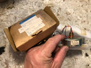 (1) Motor de CC KFN56FB8B de lote antiguo para Panasonic AG-6100 AG-6200 VHS  - Imagen 1 de 5