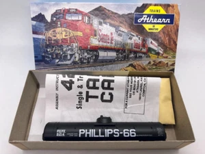 New  Athearn [HO Scale] SD Tank Car Phillips Petroleum [#1572] Kit - Bild 1 von 7
