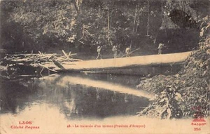 Laos - Attopeu Province - Crossing a torrent - Publ. Cliché Raquez 48 - A. F. De - Picture 1 of 2