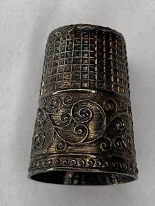 Antiker Fingerhut Sterlingsilber zart erhaben geprägtes Detail Korbgeflecht - Bild 1 von 4