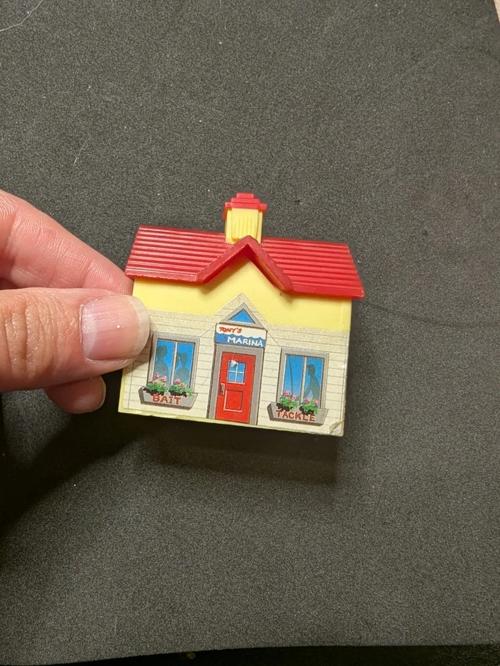 Micro Machines Tool Box Super City Building Tony's Marina Galoob 1988 vintage Foto 1 de 4