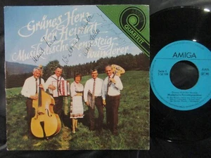 MUSIKALISCHE RENNSTEIGWANDERER/signierte 4-track SP DDR 89 AMIGA QUARTETT 556199 - Foto 1 di 3