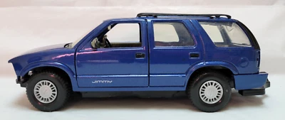 Motor Max GMC Jimmy Blue SUV 1:24 Scale Diecast with Trailer Hitch #73206 - READ - Image 1 of 4
