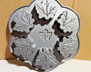 Nordic Ware Maple Leaf Muffin Cupcake Pan Heavy Cast Aluminum made in USA - Picture 1 of 3