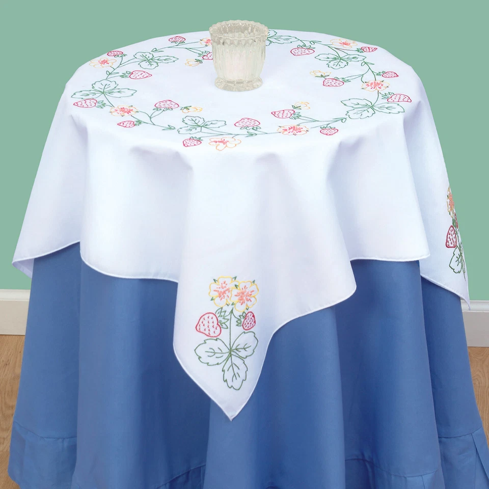 JACK DEMPSEY NEEDLE ART - TOPPER DE MESA PARA BORDAR - FRESAS Foto 1 de 1