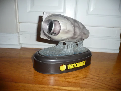 DC Watchmen Night Owl's Archie air ship from the Amazon excl. Blu-ray set Cover