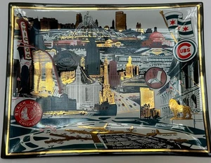 VINTAGE CHICAGO SMOKED GLASS PLATE CIRCA 1960S REHA GLASS COMPANY *MINT* - Picture 1 of 2