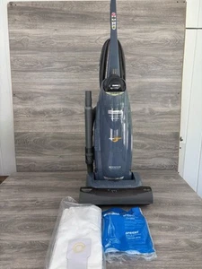 Kenmore Progressive Upright Vacuum InteliClean Direct Drive True HEPA 12amp 116 - Picture 1 of 8