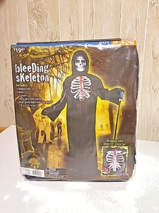 Halloween Bleeding Skeleton Costume Boy's size Large 8-10 - Picture 1 of 3