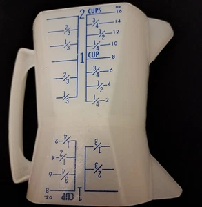 Vintage 1950’s-60's Westland Plastics Double-Sided Measuring Cup 1 & 2 Cup - Picture 1 of 3