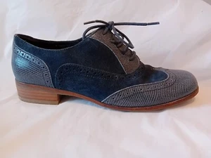 CLARKS UK5 Blue Leather/Suede Brogues UK5 - Picture 1 of 6