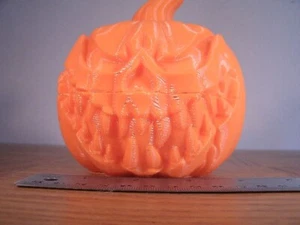 3D Printed Angry Face Pumpkin - Picture 1 of 2