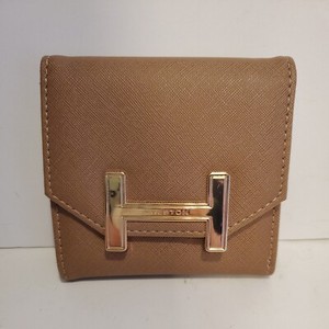 Halston Trifold Wallet NWOT'S 