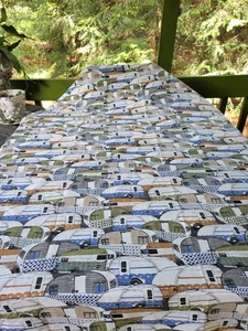 Vintage bunter Reiseanhänger Retro Camper Stoff 2 Yards Joann Stoff - Bild 1 von 8