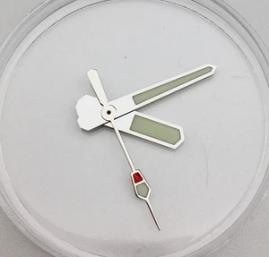 Grün leuchtende Uhrenzeiger passend für NH34 NH35 NH36 Uhrwerk Zeiger - Bild 1 von 5