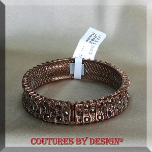 Brazalete de cobre St John Knits de cristal negro nuevo con etiquetas precio de venta sugerido por el fabricante 150 USD - Imagen 1 de 2