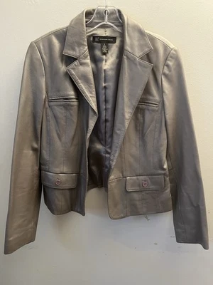 Jaqueta Blazer Vintage Feminina Y2K Cinza Metálico Prata Couro Cropped Caprichosa M - Imagem 1 de 4