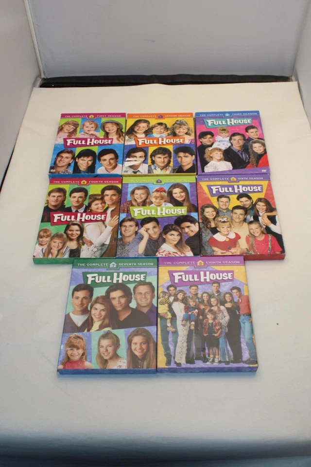 Full House: the Complete Series Seasons 1-8 DVD Set Bob Saget, John Stamos... Foto 1 de 4