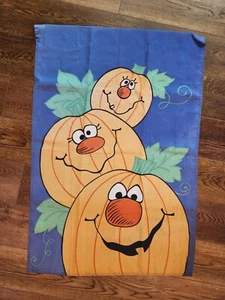 Halloween Yard Flag JOL Pumpkin Stack Blue Orange Cute Cartoon Retro 90s 42x28 - Picture 1 of 4