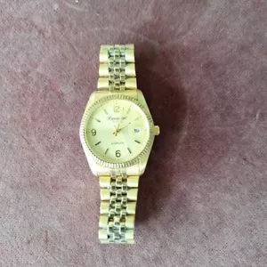 Precision by Gruen Quartz Gold tone Men's Watch with date Vintage - Picture 1 of 4