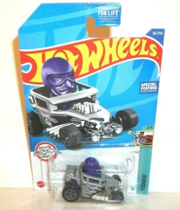 2022 HOT WHEELS 1:64 HW TOONED 2/5 SILVER SKULL SHAKER 36/250 RYU'S RIDES - Picture 1 of 8