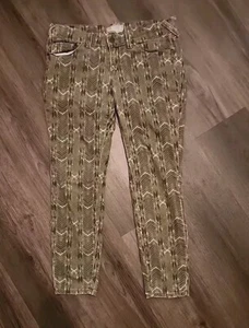 Free People Jeans Damen Größe 29 Armeegrün geobeschnitten kariert Bilder 4 Maß - Bild 1 von 7