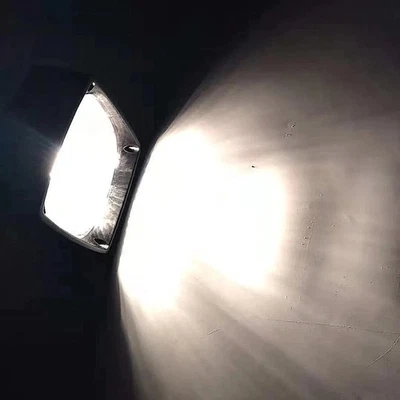 Exceptional Brightness 24V Truck Fog Light with Hard Plastic Construction - Image 1 of 4