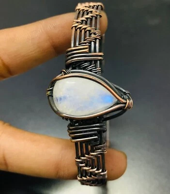 Brazalete hecho a mano con envoltura de alambre de cobre con piedras preciosas de piedra lunar arco iris joyería regalo para Foto 1 de 3
