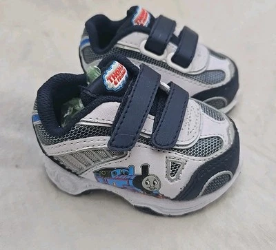 Size 1 Thomas The Train Shoes Kids Disney Toddler Sneakers White 2007 - Image 1 of 4