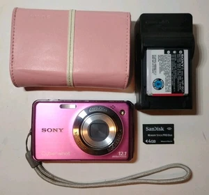 Cámara digital Sony Cyber-shot DSC-W220 rosa 12,1 MP con batería, cargador y tarjeta SD - Imagen 1 de 9