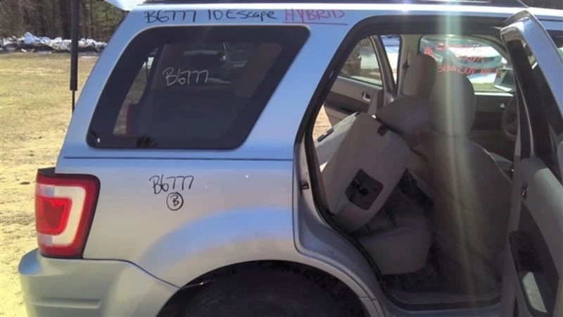 Panel cuarto derecho pasajero compatible con 08-12 ESCAPE 357071 Foto 1 de 4