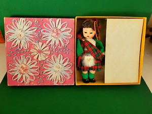 Vintage Madame Alexander Bent Knee Walker Scottish Doll 8”