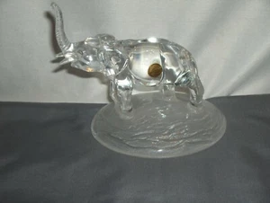 Vntg 24% Lead Crystal Elephant Figurine France Art Glass Signed Paperweight - Picture 1 of 6