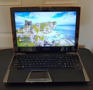ASUS Lamborghini VX7 Laptop - Picture 1 of 15