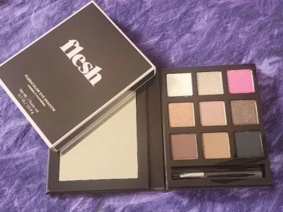 Flesh Revlon Eyeshadow Palette FleshColor 9 Pan Pressed Powder Shades Colors NIB - Image 1 of 4