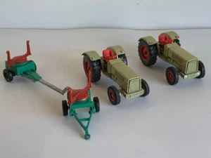 Siku V-Serie Konvolut 2 x Trecker 1 x Langholzhänger ohne Ovp. - Bild 1 von 5