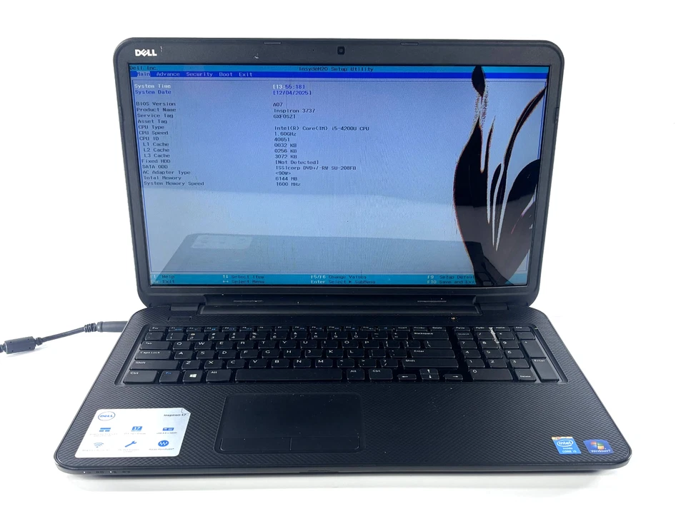 LCD DEFECTUOSA: Dell Inspiron 3737 - 17.3" HD, 1.6GHz i5, 6GB RAM, SIN SSD Foto 1 de 4