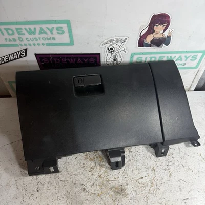 03-07 Infiniti G35 compartimento de armazenamento interno caixa de luvas preto - Imagem 1 de 4