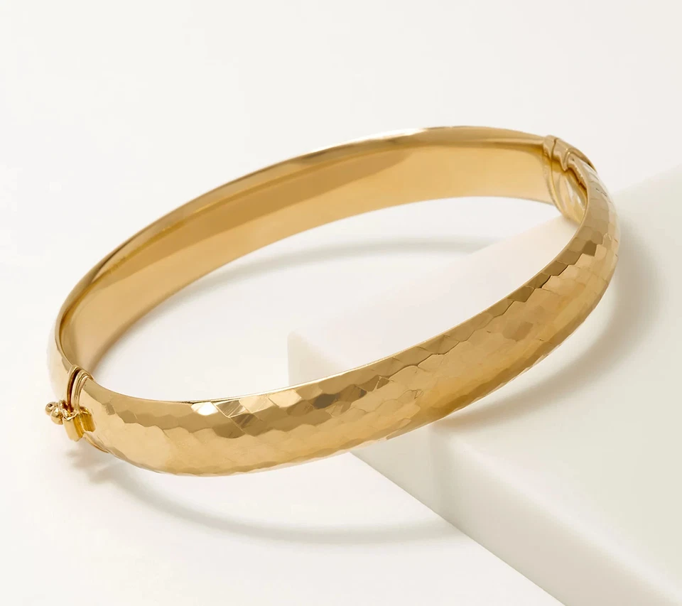 Brazalete con bisagras de oro de 1K corte diamante, promedio Foto 1 de 1