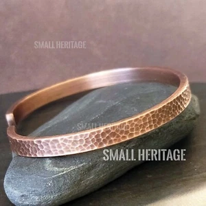 Bracciale Rame Martellato Fatto a Mano Polsino Stile Antico Per Uomo Donna Bracciale - Foto 1 di 8