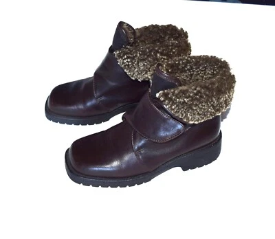 Botines LL Bean Quality para mujer de cuero marrón con gancho de piel Canadá talla 7M Foto 1 de 4