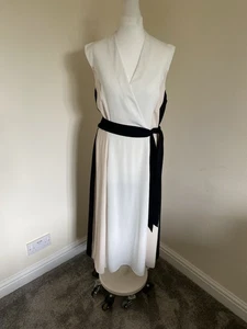 Hobbs Block Dress UK Size 14 Black ,White ,Beige, 100% Polyester - Picture 1 of 3