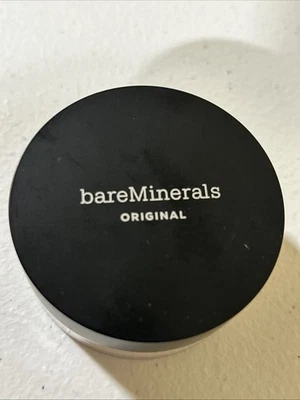 Matte Foundation SPF 15 - Fairly Medium 05 by bareMinerals - 0.21 oz - Image 1 of 2